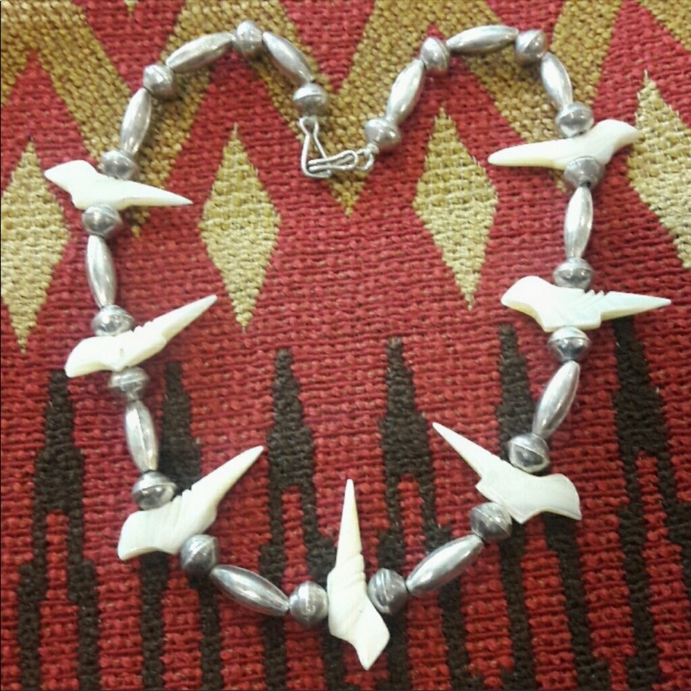 Gorgeous vintage MOP Heishi silver bead necklace